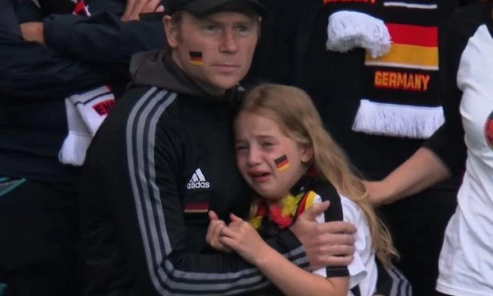 Euro 2020: 33.200 ευρώ μάζεψαν για να απαλύνουν το κλάμα της μικρής Γερμανίδας